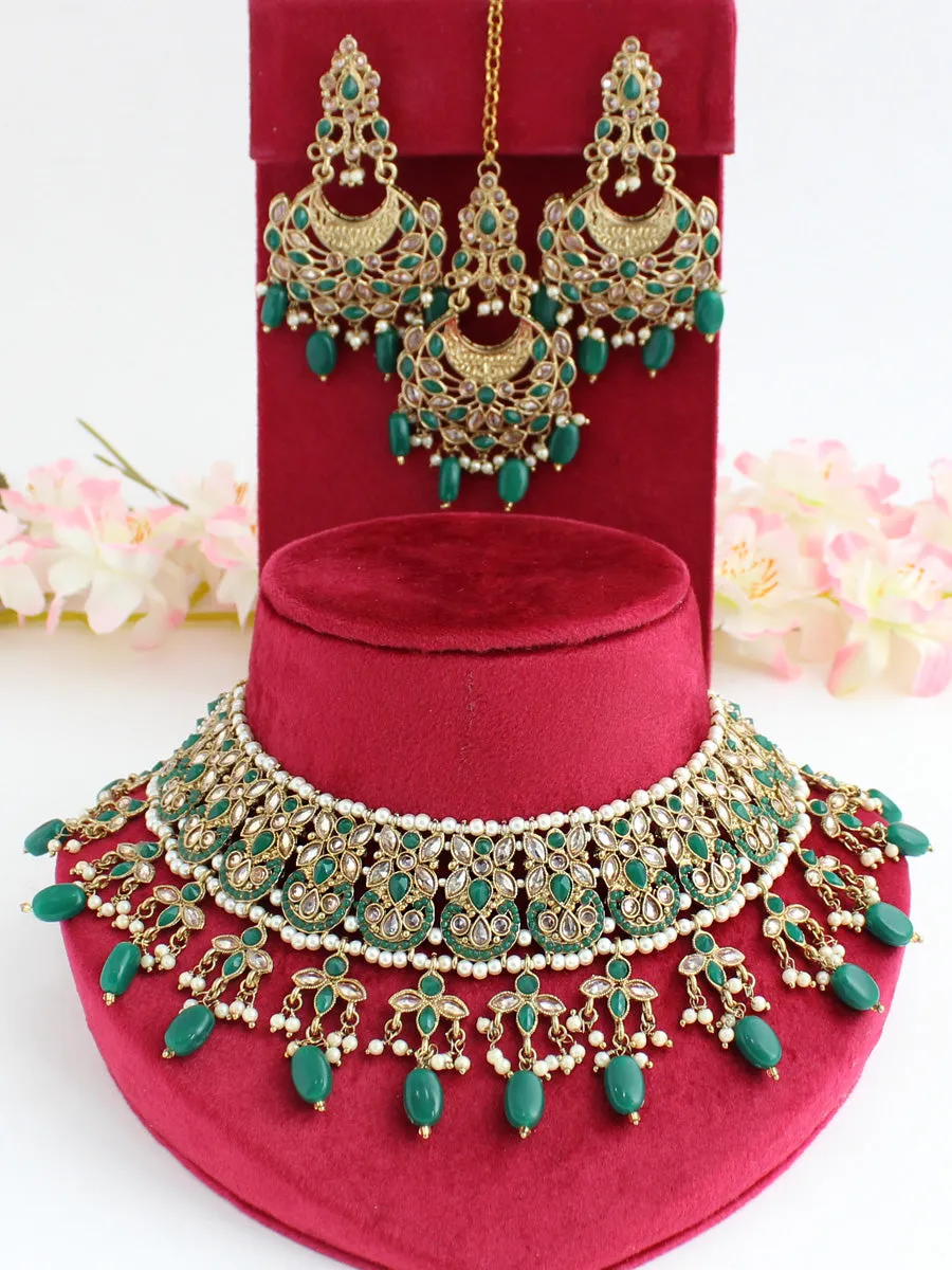 Anushri Polki Bib Necklace Set