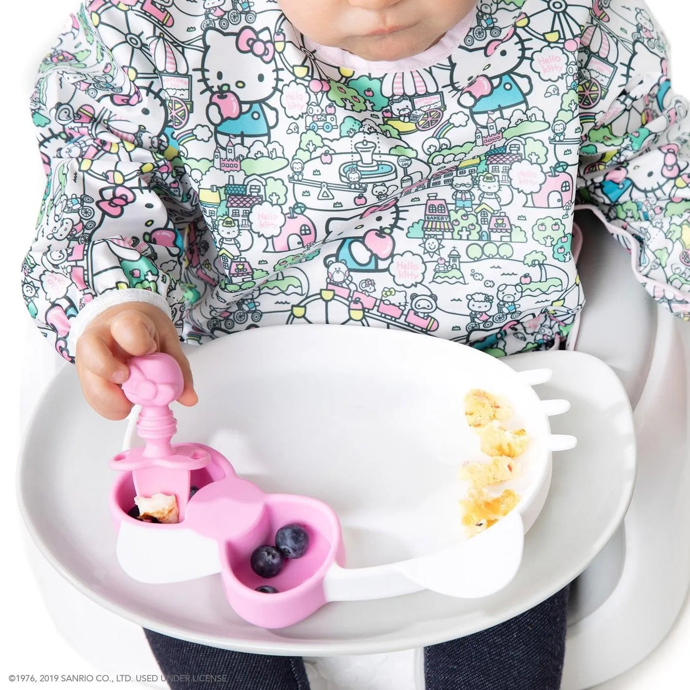 Bumkins Hello Kitty® - Sleeved Bib - Hello Kitty Carnival