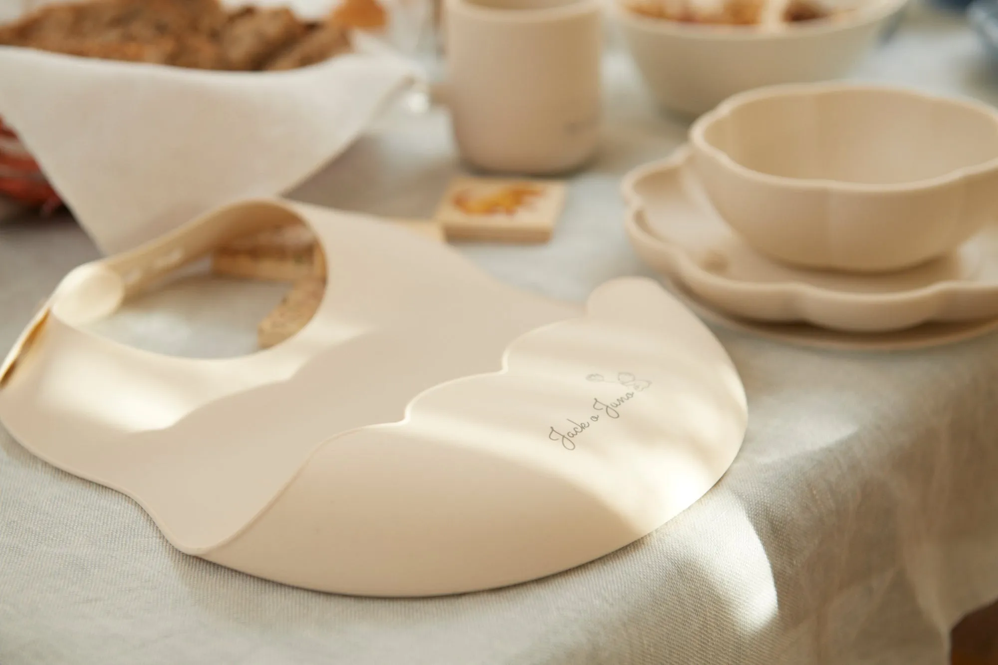 Poppy Bib